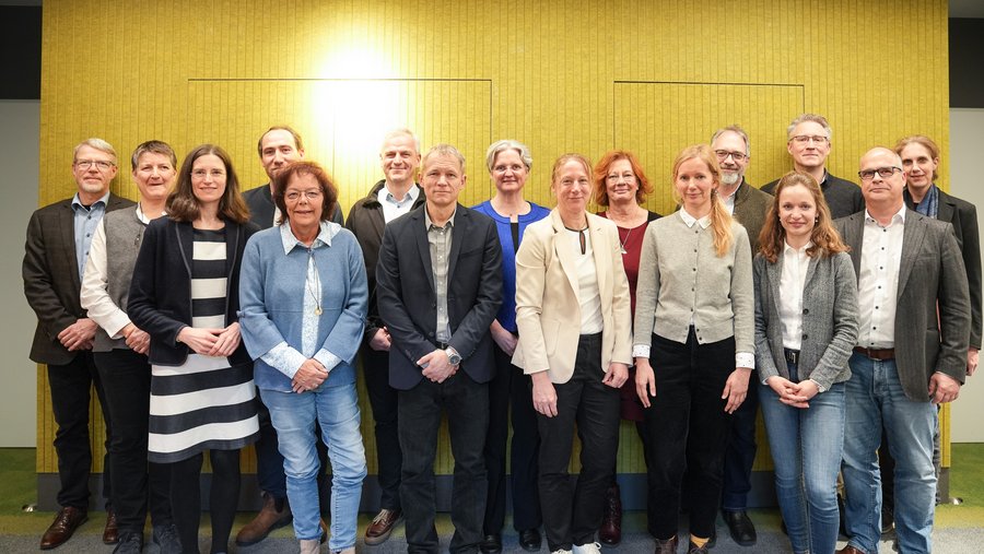 Einige Mitglieder der 7. Amtsperiode des Wissenschaftlichen Beirates für Biodiversität und Genetische Ressourcen.
